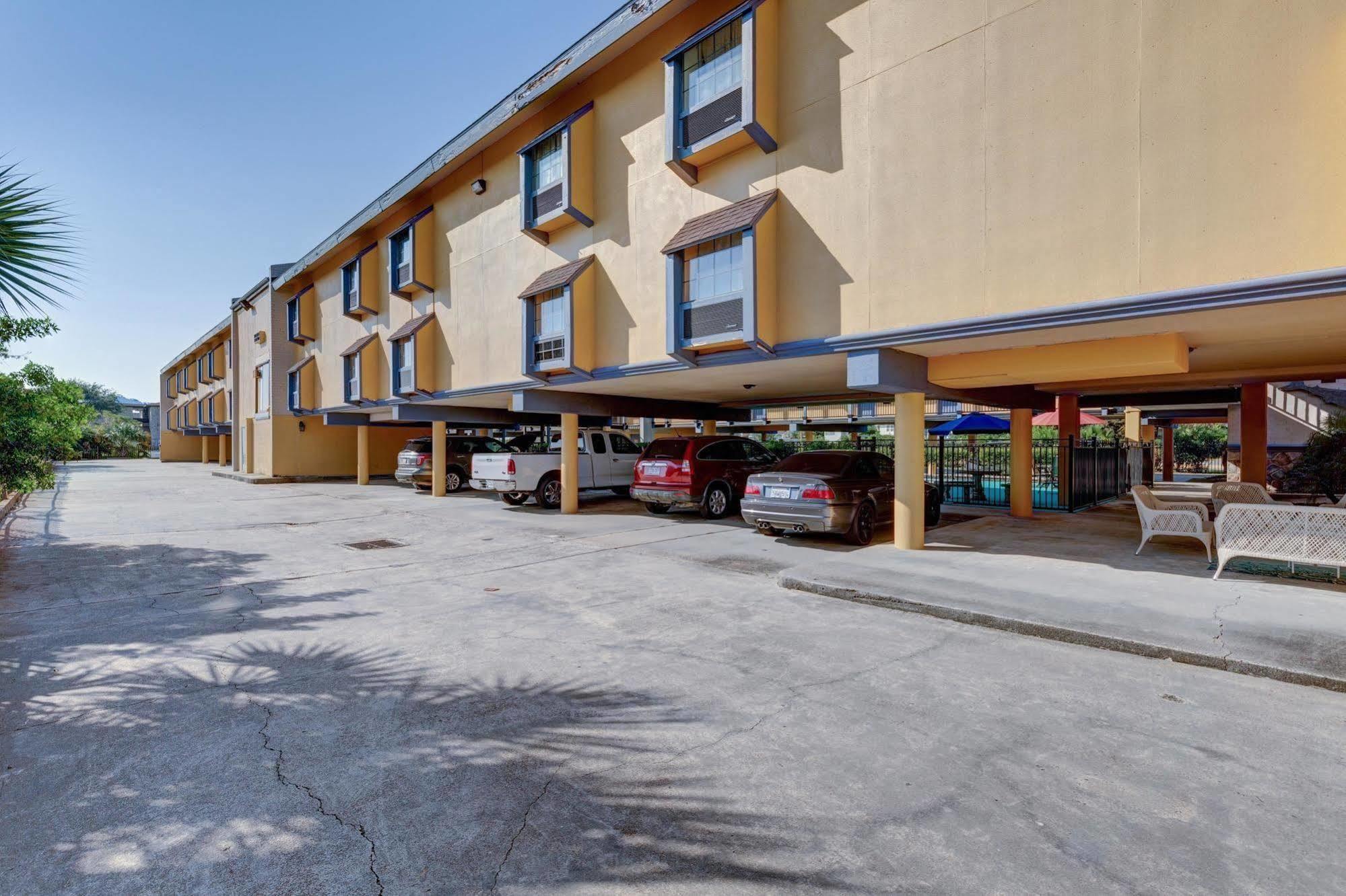 Scottish Inns Galveston Exterior photo