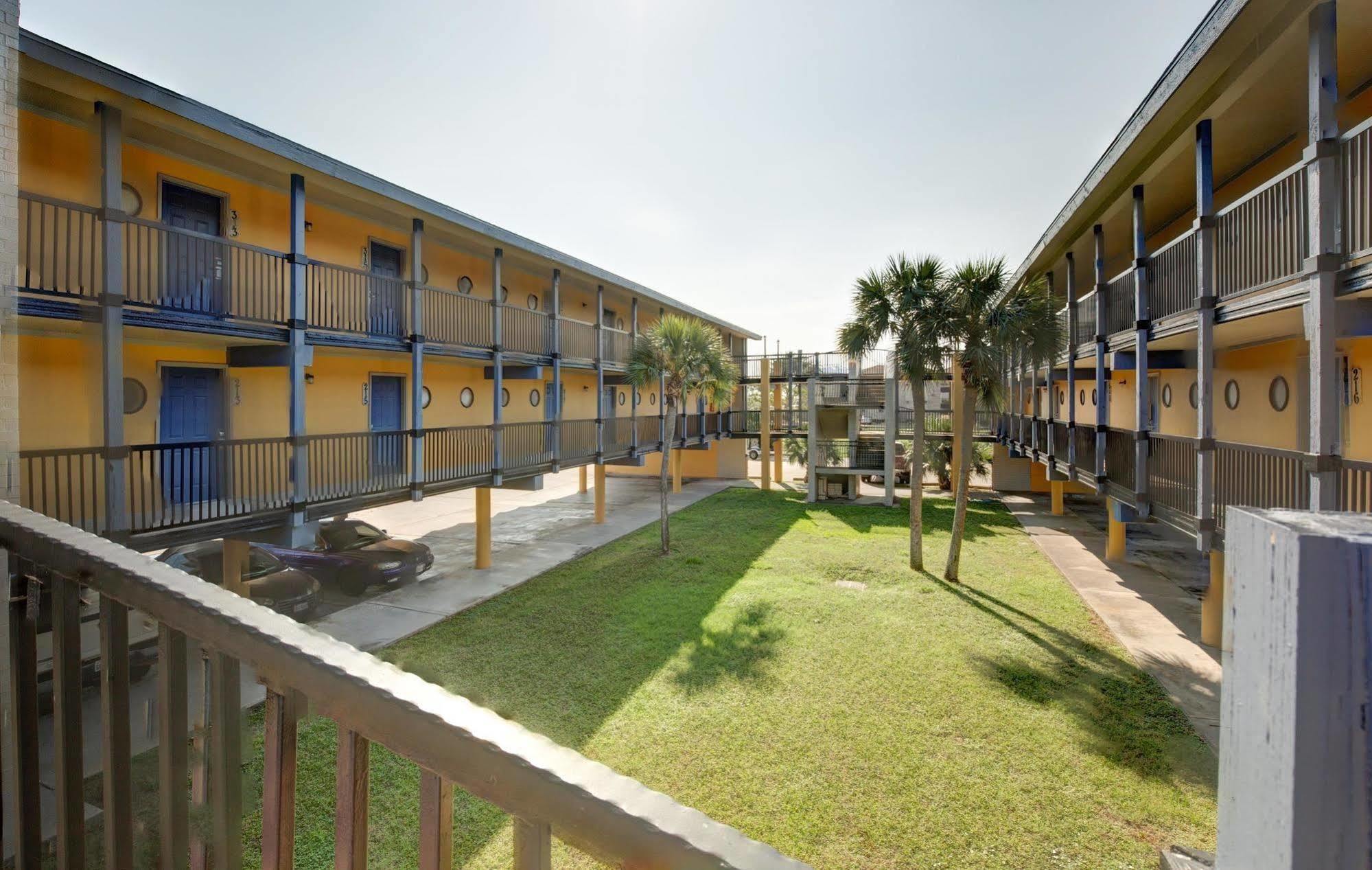 Scottish Inns Galveston Exterior photo